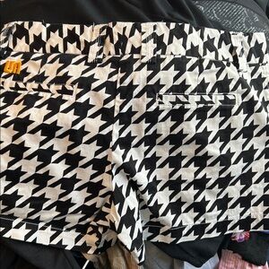 Loudmouth Houndstooth stretch shorts